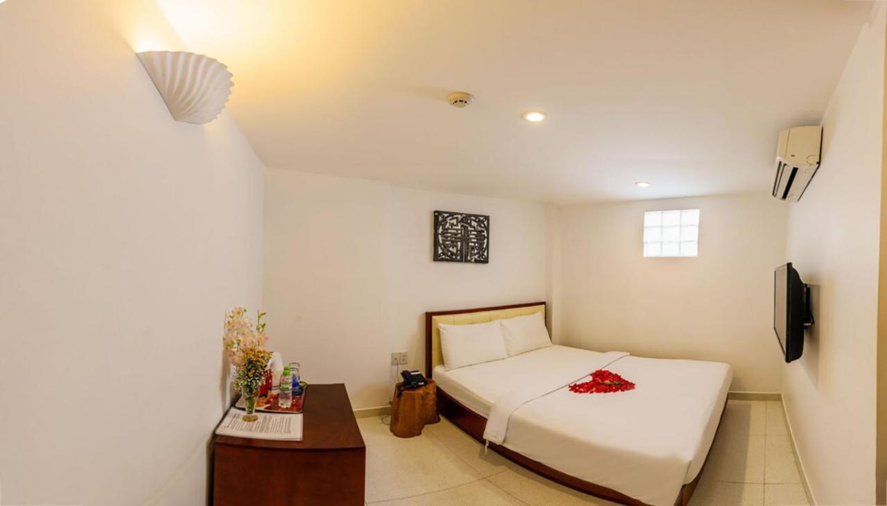 Nu Hotel - 18 Bui Vien Walkstreet Ho Chi Minh City Exterior photo
